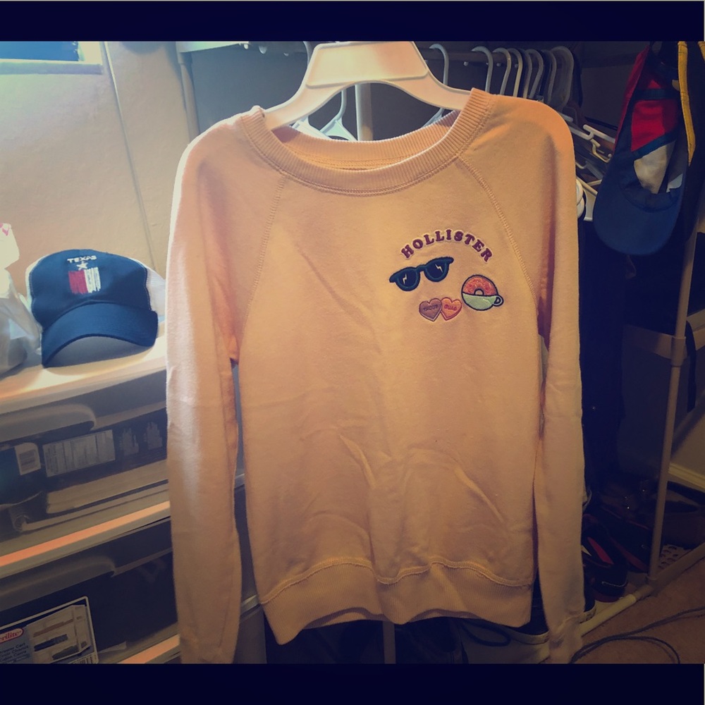 Hollister sweater